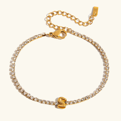 Bracelet Élégant en Or avec Lettre en Bulle