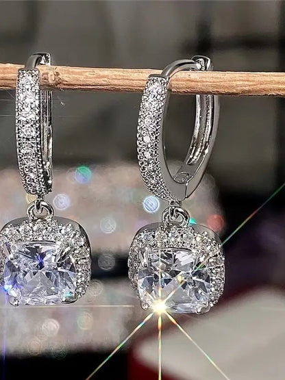 Boucles d'oreilles vintage en argent avec zircon cubique