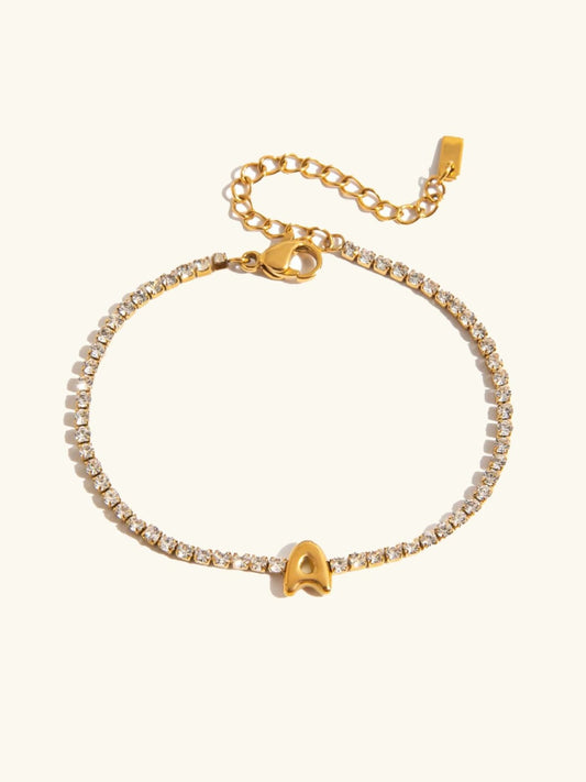 Bracelet Élégant en Or avec Lettre en Bulle