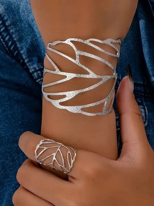 Bracelet Vintage avec Design de Feuille