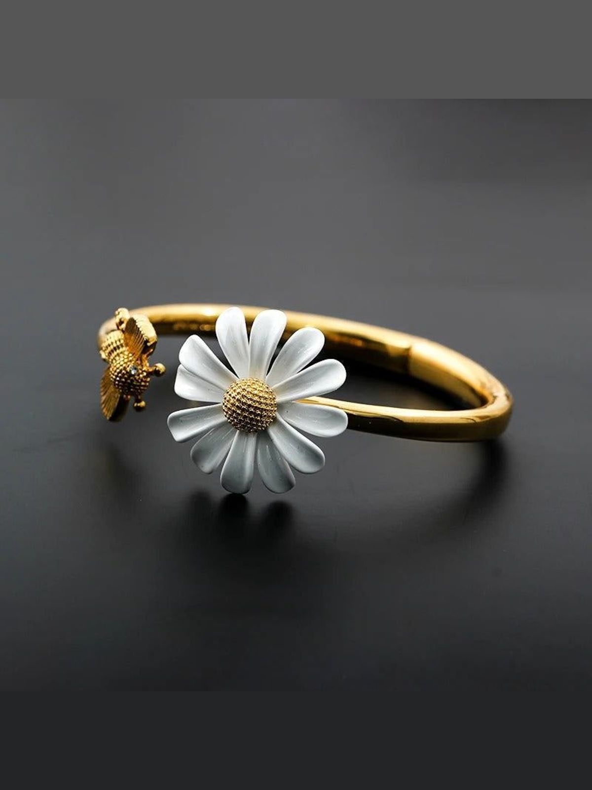 Bracelet Vintage Or Marguerite & Abeille